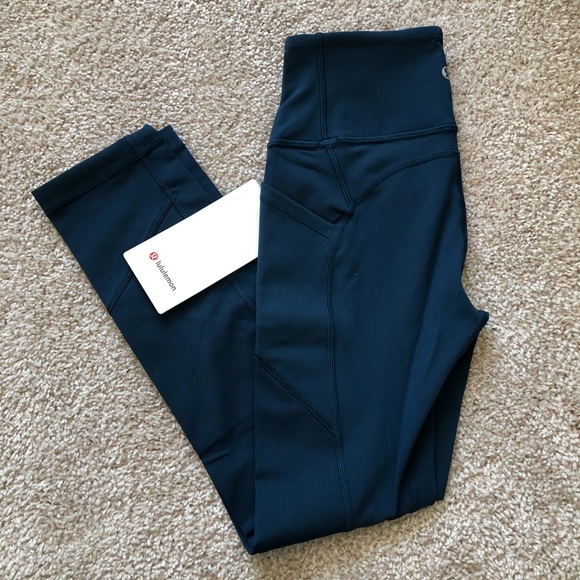 All The Right Places Crop - Night Diver - Picture 2 of 6